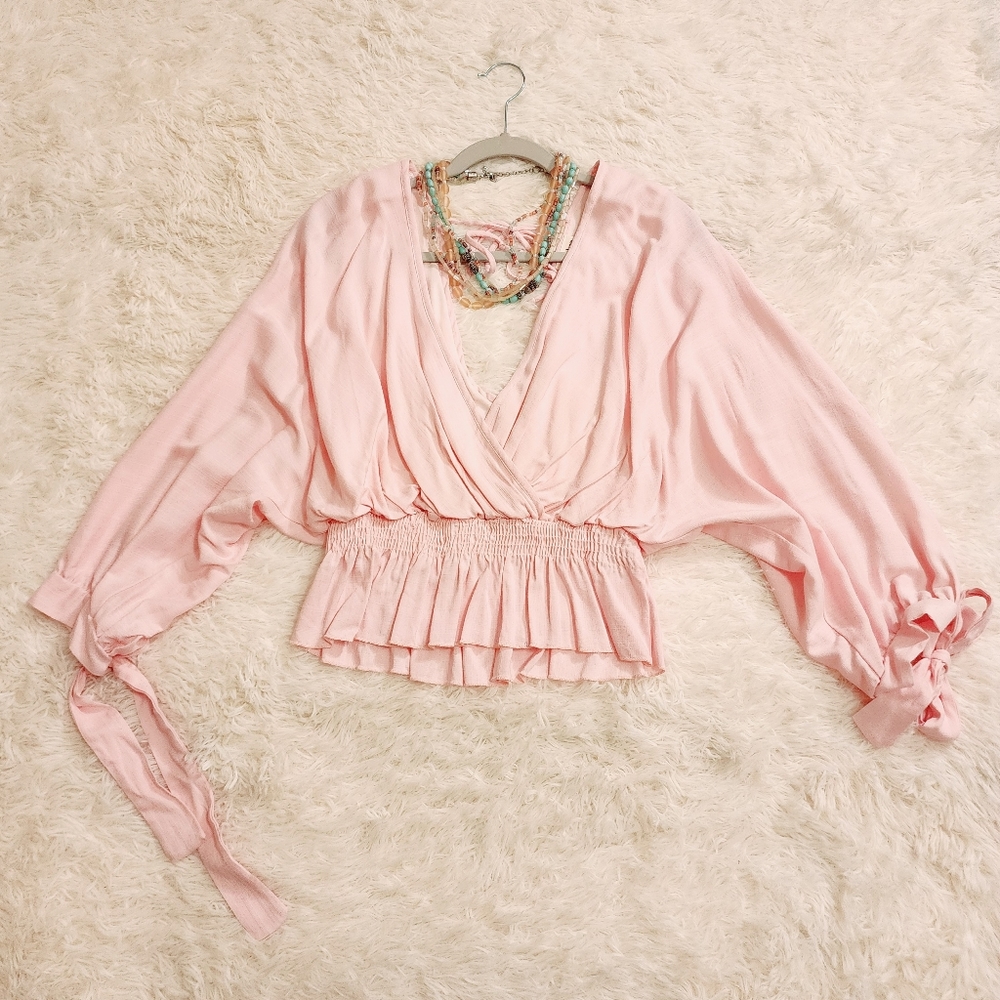 Peach Love California Women's Boho Lantern Sleeve Deep V Blouse Size Large NWT